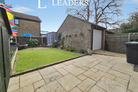 4 bedroom detached house for sale, Woodward Close, Gosport, Hampshire