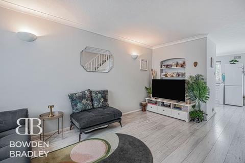 2 bedroom terraced house for sale, Bernards Close, Hainault, IG6
