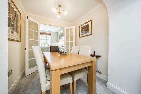 undefined, The Butts, Brentford TW8