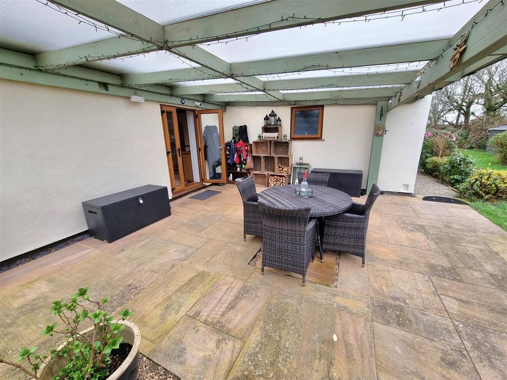 Terrace.jpg