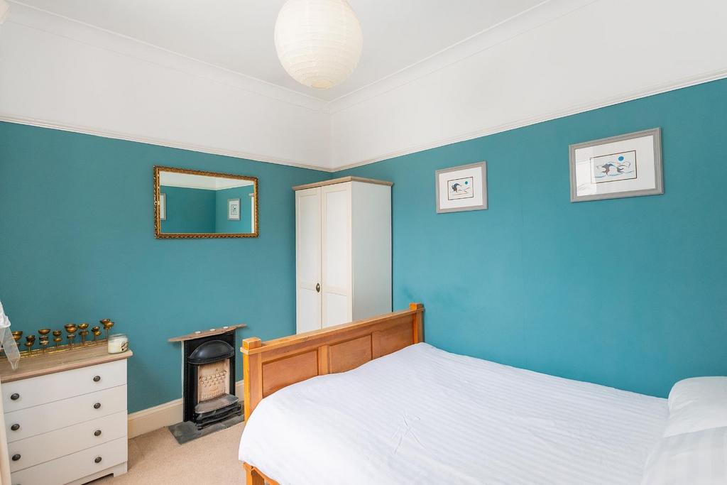 1 O9 RSG - Bedroom E.jpg
