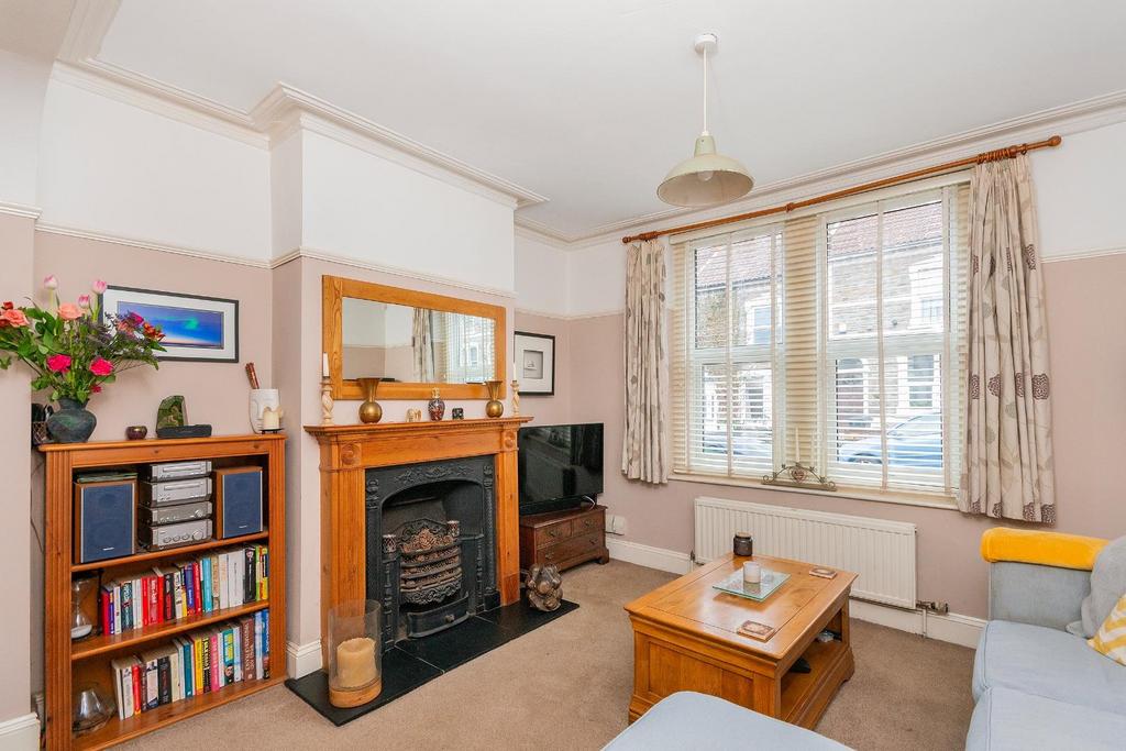 1 O9 RSG - Living Room C.jpg