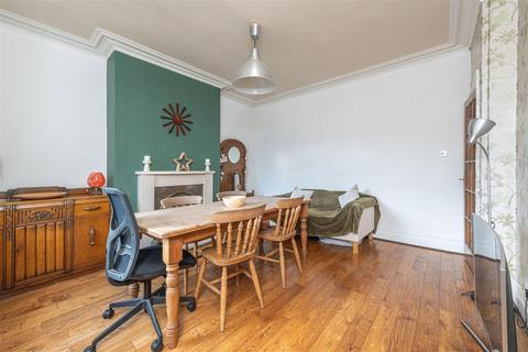 undefined, Waverley Road, Elland