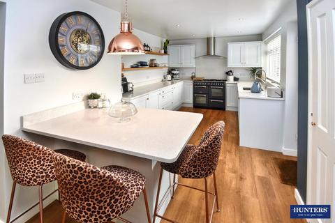 5 bedroom semi-detached house for sale, Little Glen Road, Glen Parva, Leicester