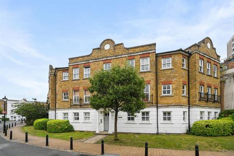 Byron Mews, London NW3