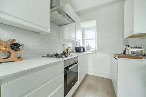 1 bedroom flat for sale, Ravenstone Street, Balham, London, SW12