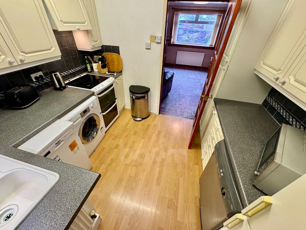 St.Margaret Avenue kitchen photo