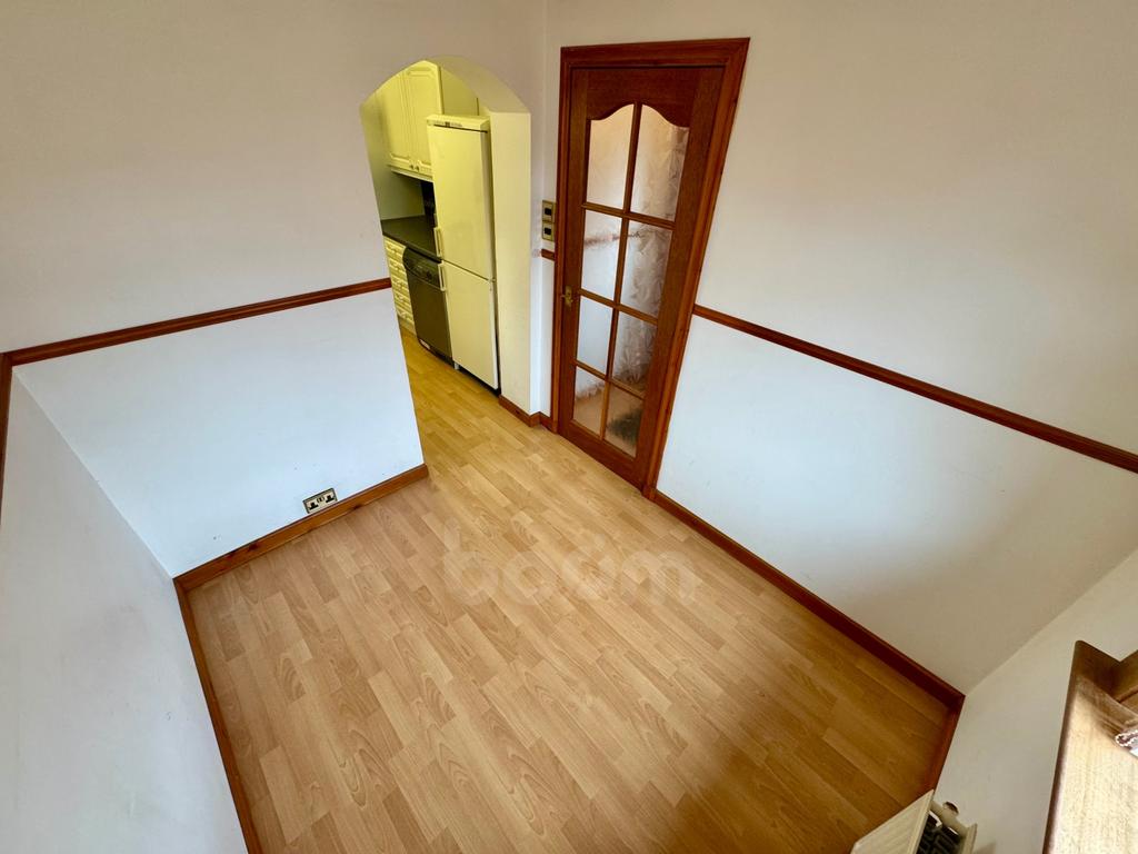 St.Margaret Avenue dining room pic