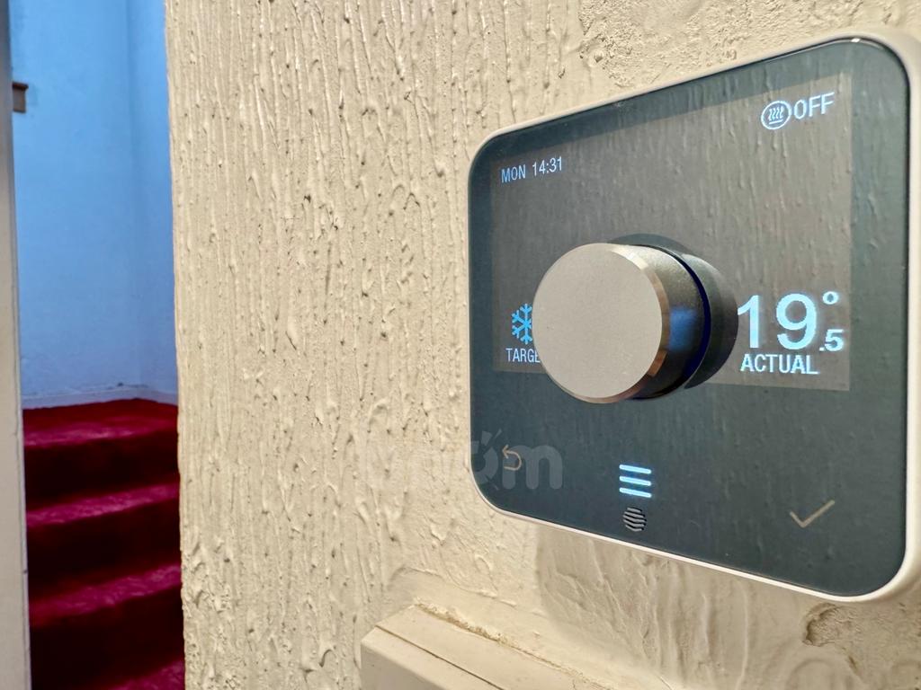 St.Margaret Avenue thermostat