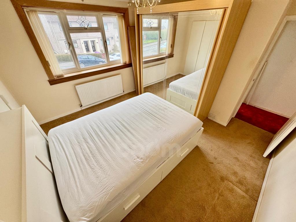 St.Margaret Avenue bedroom one