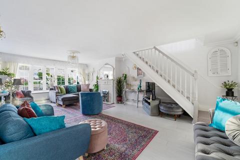 3 bedroom link detached house for sale, Turnpike Drive, Luton