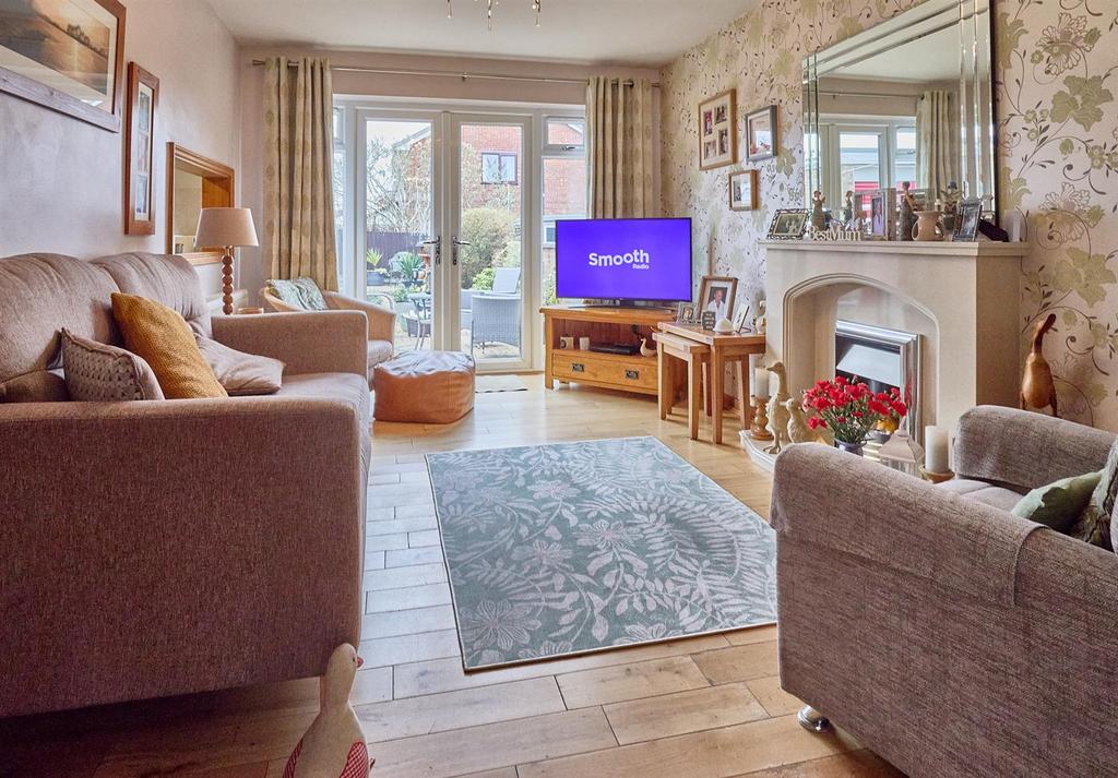 Through lounge dining room