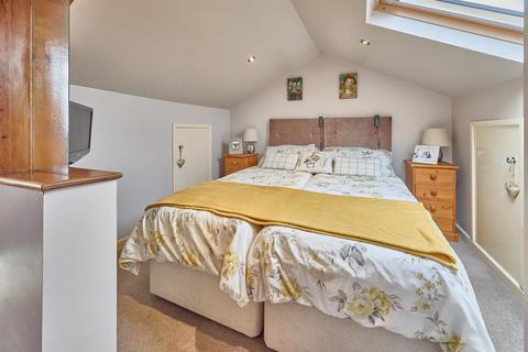 2 bedroom semi-detached bungalow for sale, Twycross Road, Burbage, Hinckley
