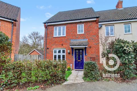 3 bedroom end of terrace house for sale, Tasburgh Close