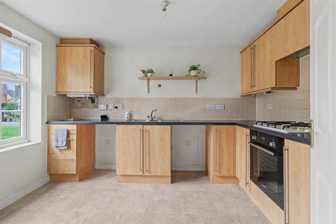 3 bedroom end of terrace house for sale, Tasburgh Close