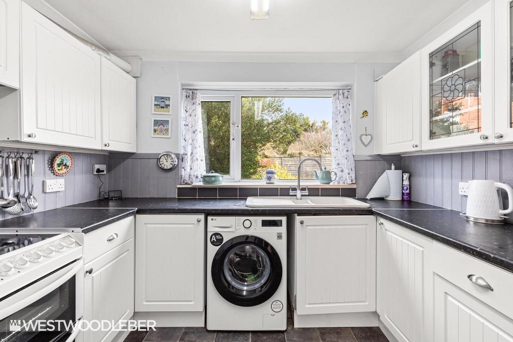 Cozens Road 9.jpg
