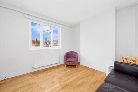 2 bedroom flat to rent, Fortess Grove, Kentish Town, London, NW5