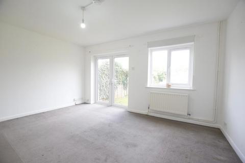 3 bedroom semi-detached house to rent, Langdale Close, Dagenham, RM8