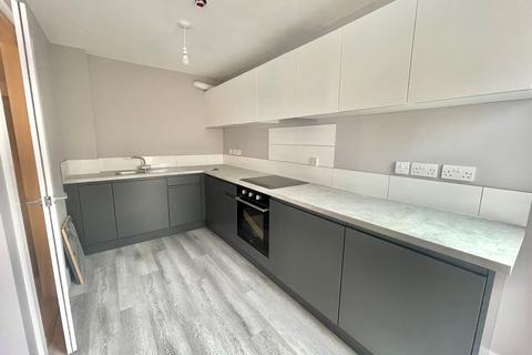 2 bedroom house to rent, The Boulevard, Bournemouth, BH7