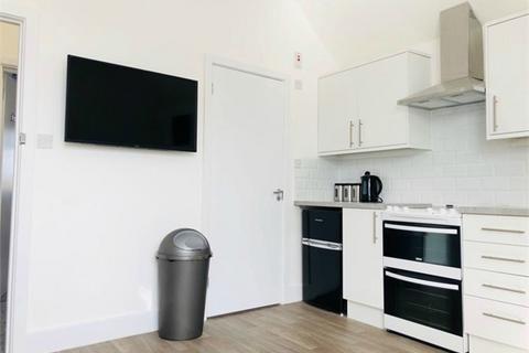 1 bedroom flat to rent, Bournemouth, BH2