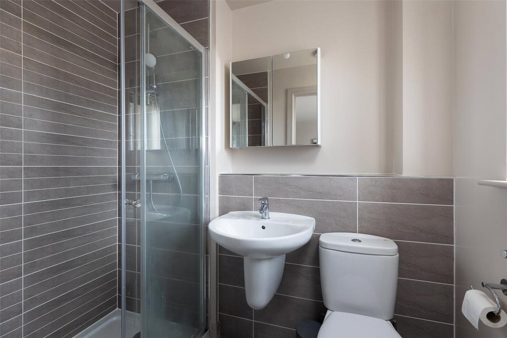 Bedroom 1 Ensuite