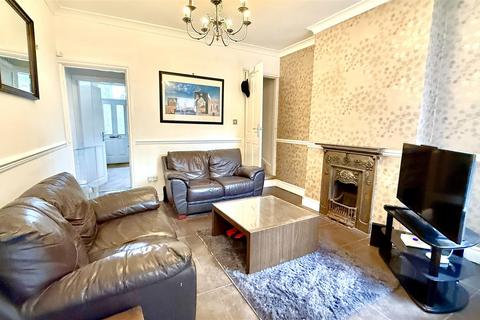 undefined, Holly Road, Birmingham B30