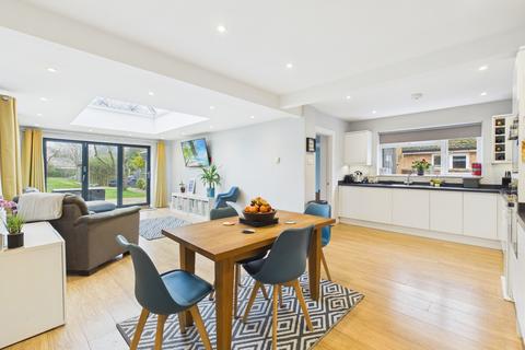4 bedroom detached house for sale, West Haddon Road, Guilsborough, NN6 8QL