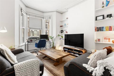 1 bedroom apartment for sale, St. Luke's Avenue, London, SW4