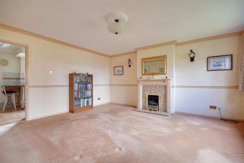 undefined, The Hawthornes, Broad Oak