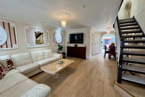 3 bedroom terraced house for sale, Merganser Gardens, West Thamesmead, London, SE28 0DH