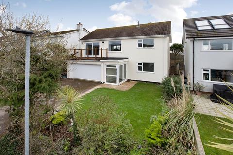 4 bedroom detached house for sale, St. Marys Road, Teignmouth, TQ14