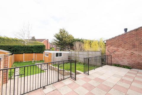5 bedroom semi-detached house for sale, Lydgate Drive, Chesterfield S42