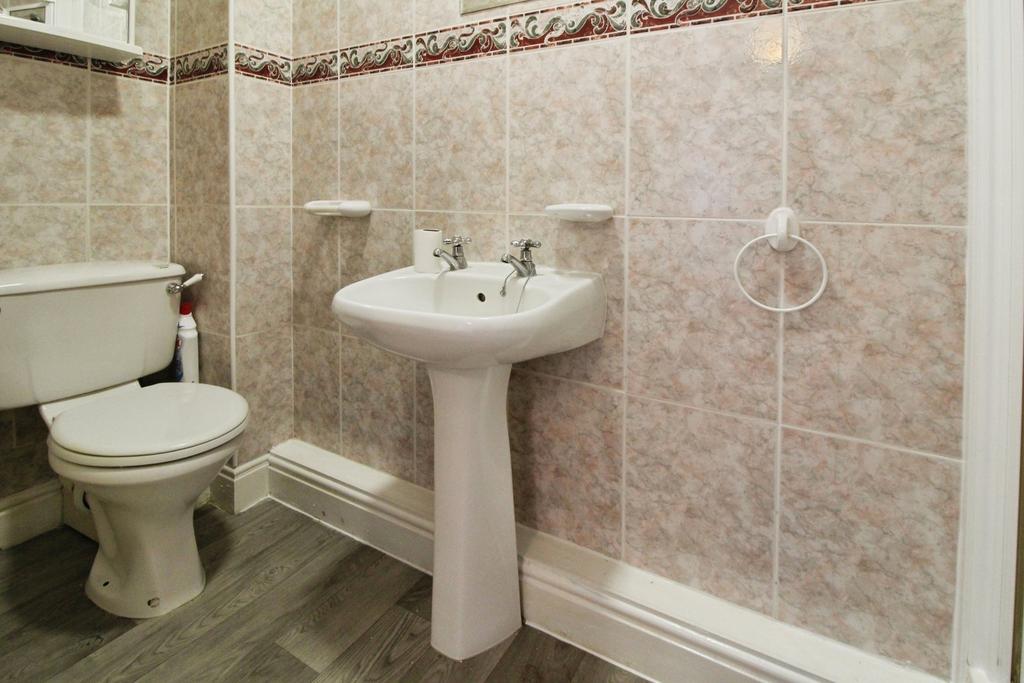 Ensuite