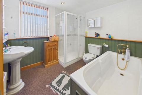 undefined, 17 Well Close Terrace, Whitby