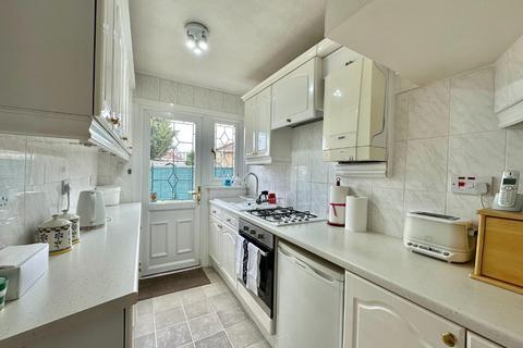 3 bedroom house for sale, Adelphi Crescent, Hayes