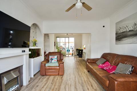 3 bedroom house for sale, The Vineries, Enfield, EN1