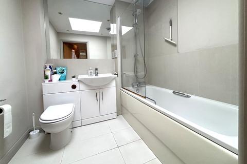 undefined, Weybridge, Surrey, KT13