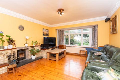 3 bedroom detached house for sale, Hazel Drive, Chesterfield S42
