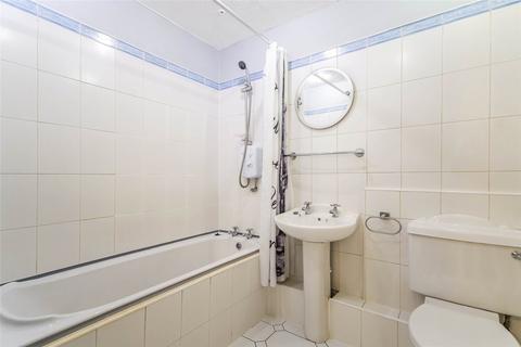 undefined, East Bridge Street, Falkirk, Stirlingshire, FK1