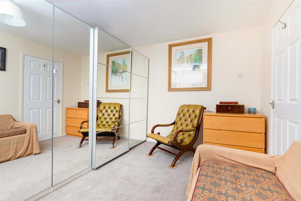 Bedroom 2.jpg