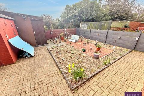 3 bedroom semi-detached house for sale, Woodhead Drive, Blacker Hill, Barnsley