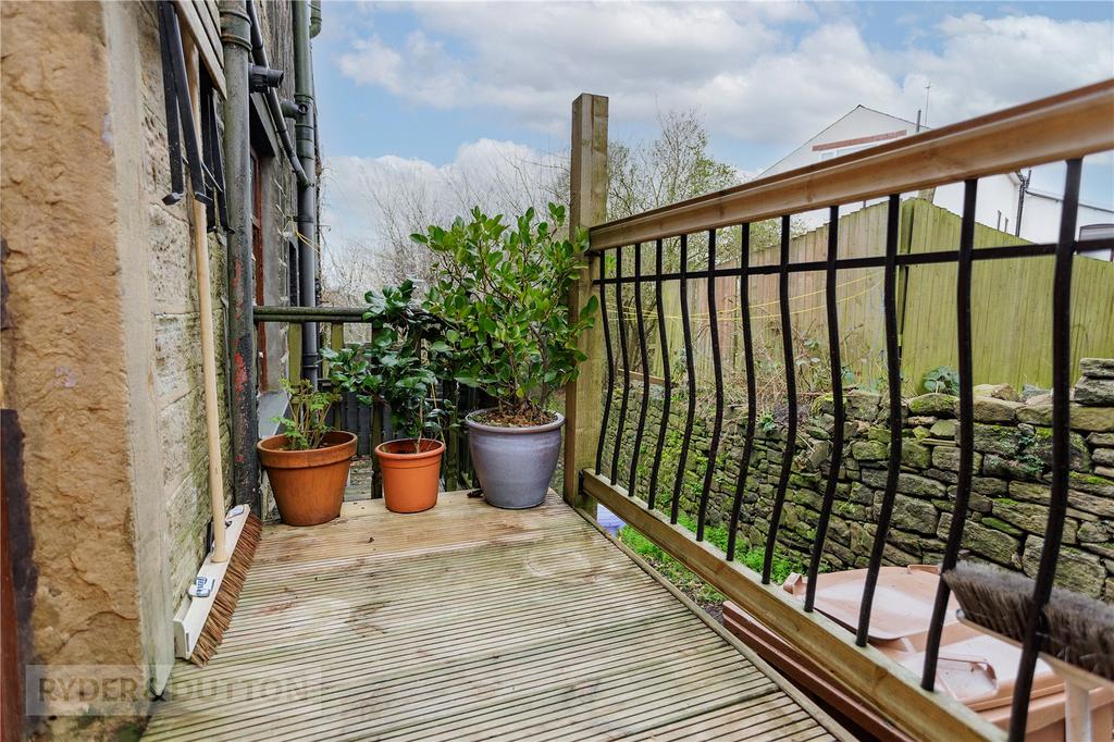 Rear Decking