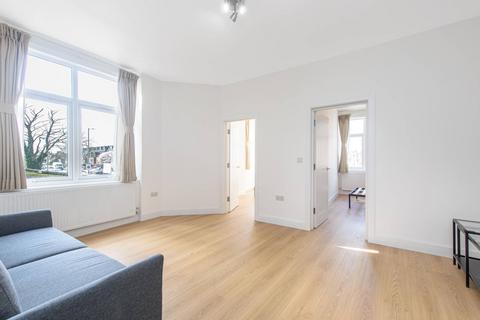 3 bedroom flat to rent, Finchley Road, Temple Fortune, London, NW11