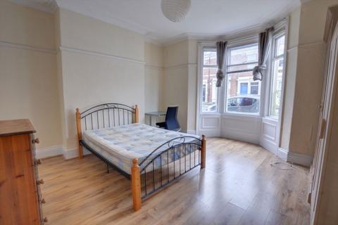 Tavistock Road, Newcastle Upon Tyne NE2
