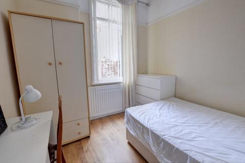undefined, Tavistock Road, Newcastle Upon Tyne NE2