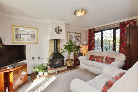 3 bedroom semi-detached house for sale, Ladymead Close, Whaddon, Milton Keynes