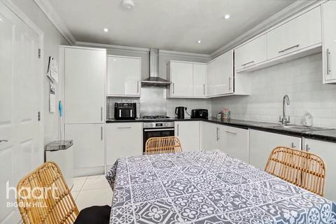 undefined, Sunningvale Close, Biggin Hill