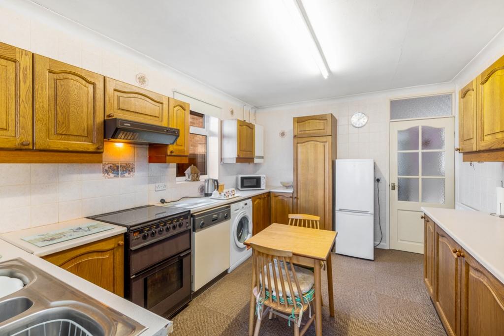 6 Rowan Way (Boston)-15