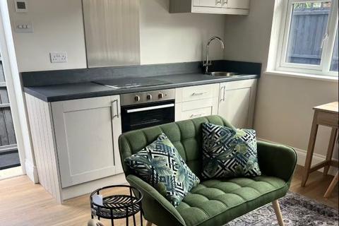 undefined, Godley Road, Byfleet, West Byfleet, Surrey, KT14
