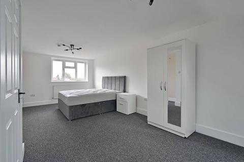 undefined, Whippendell Road, WD18, Watford, WD18